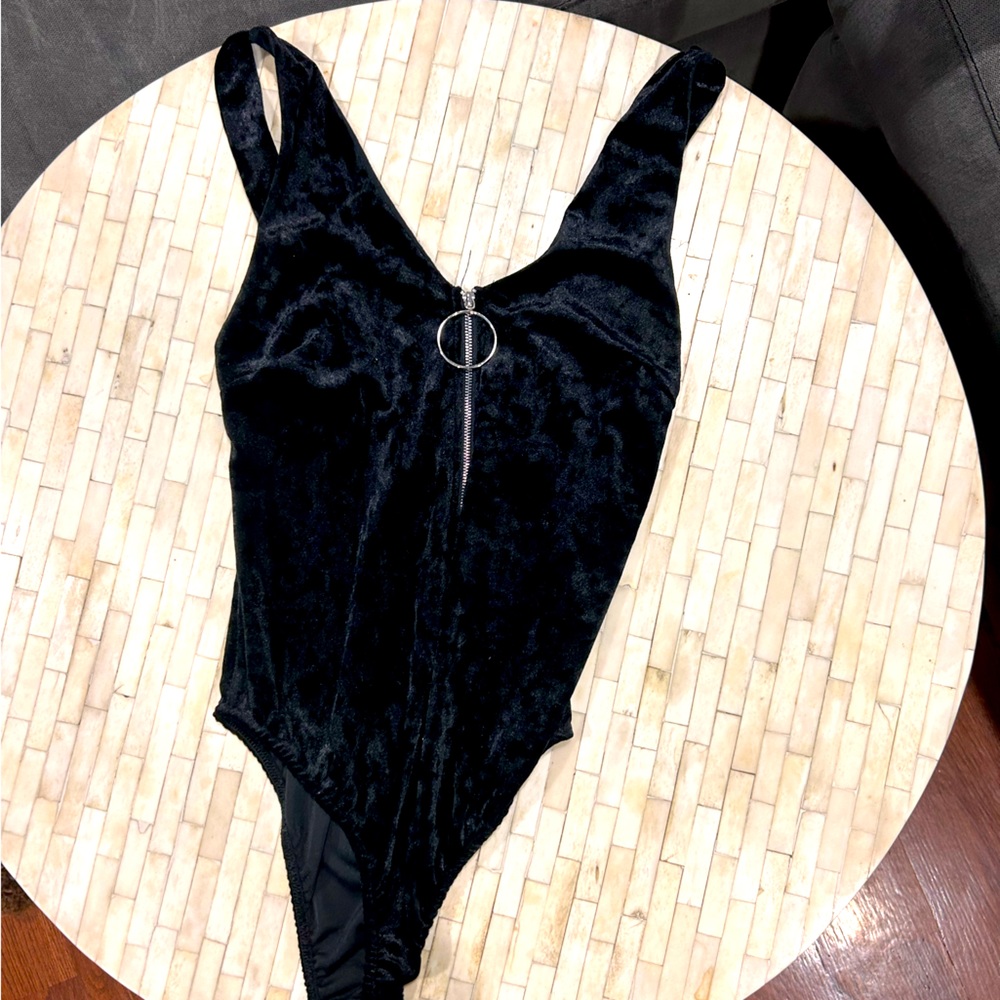Black Velvet deep v bodycon bodysuit with zipper